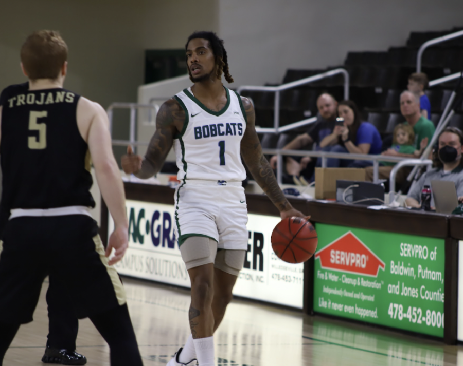 Jordan Thomas Joins The 2,000-Point Club In Win Over Clayton State